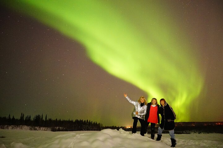 Chase the mesmerizing Aurora Borealis in Fairbanks, Alaska, with expert guidance and professional photography, photo 14 | wizardtrip