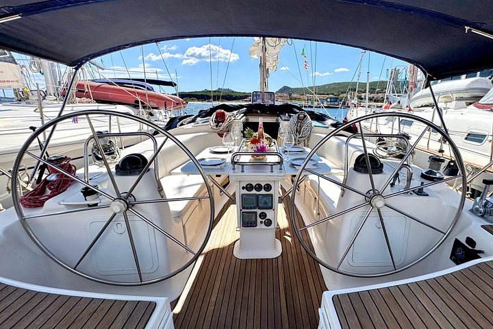 Tour in barca a vela nell'Arcipelago de La Maddalena, Sardegna, Italia, foto 7 | wizardtrip