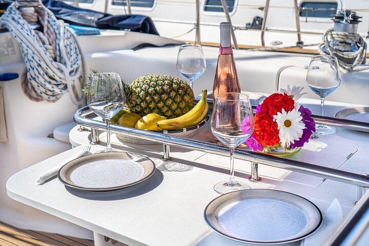 Tour in barca a vela nell'Arcipelago de La Maddalena, Sardegna, Italia, foto 10 | wizardtrip