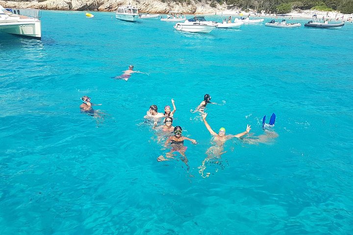 Tour in barca a vela nell'Arcipelago de La Maddalena, Sardegna, Italia, foto 27 | wizardtrip