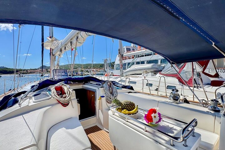 Tour in barca a vela nell'Arcipelago de La Maddalena, Sardegna, Italia, foto 39 | wizardtrip