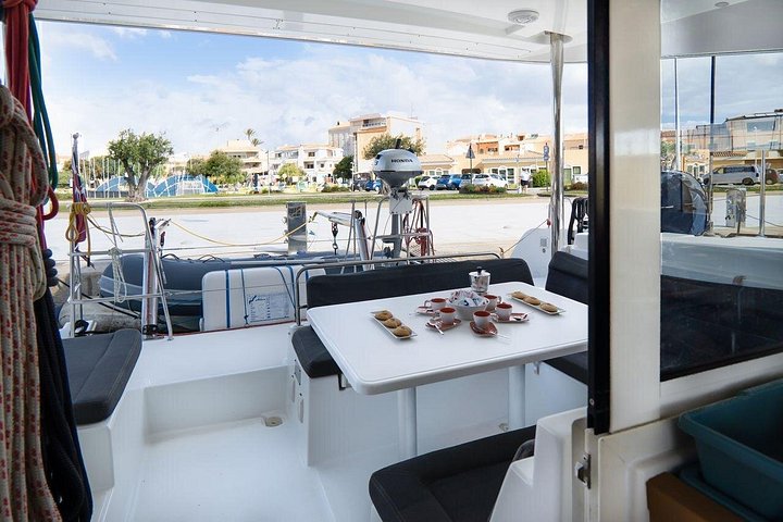 Luxe catamaran cruise die de prachtige baaien en stranden van de Maddalena Archipel op Sardinië verkent, foto 33 | wizardtrip