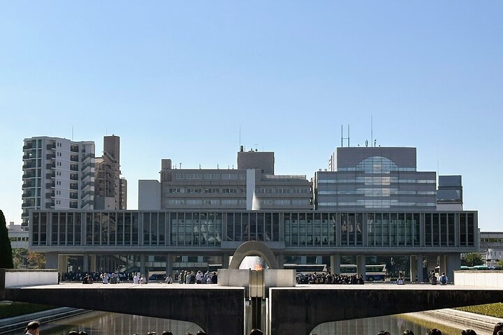 Hiroshima og Miyajima dagstur med Atombombekuppelen, Itsukushima-helligdommen og lokal mad, foto 15 | wizardtrip