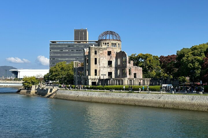Hiroshima og Miyajima dagstur med Atombombekuppelen, Itsukushima-helligdommen og lokal mad, foto 27 | wizardtrip