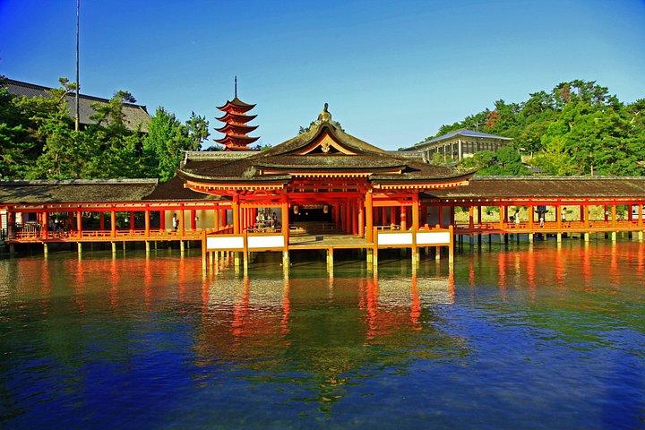 Hiroshima og Miyajima dagstur med Atombombekuppelen, Itsukushima-helligdommen og lokal mad, foto 35 | wizardtrip