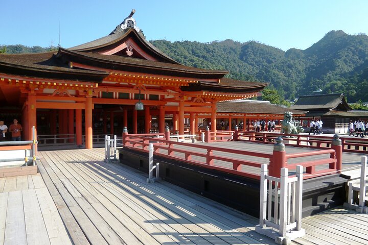 Hiroshima og Miyajima dagstur med Atombombekuppelen, Itsukushima-helligdommen og lokal mad, foto 37 | wizardtrip