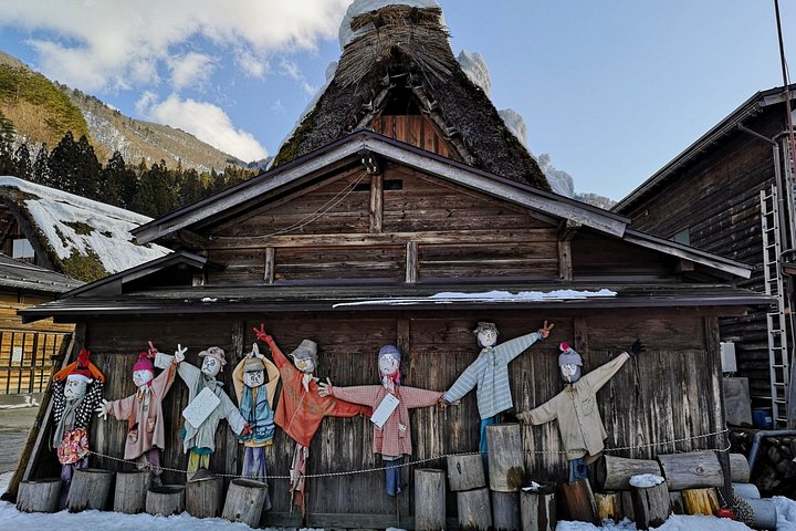 Visita guiada à pitoresca aldeia de estilo Gassho de Shirakawa-go a partir de Kanazawa, Japão, foto 20 | wizardtrip