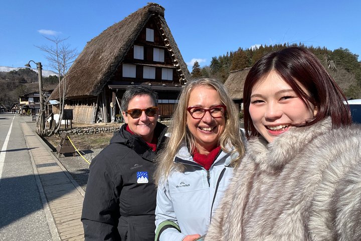Visita guiada à pitoresca aldeia de estilo Gassho de Shirakawa-go a partir de Kanazawa, Japão, foto 36 | wizardtrip