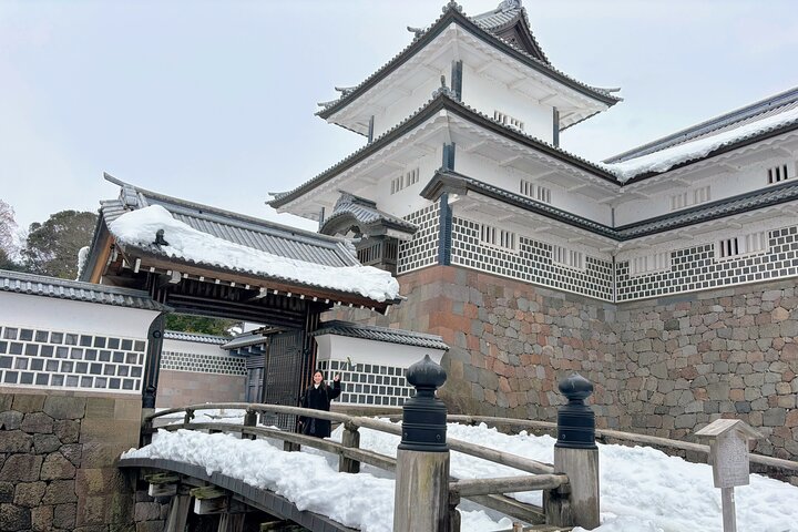 Tour de Kanazawa con el Jardín Kenrokuen, el Castillo de Kanazawa, el Distrito Samurái y el Distrito de Geishas Higashi Chaya, foto 9 | wizardtrip