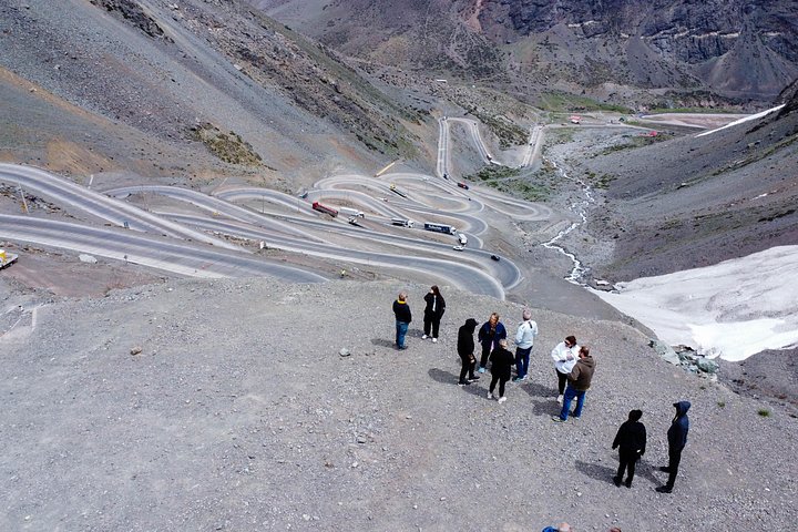 Tour door het Andesgebergte vanuit Santiago met bezoek aan wijngaard en Laguna del Inca, foto 17 | wizardtrip