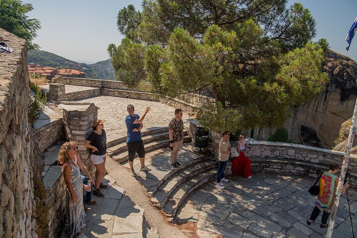 Day trip to Meteora monasteries from Athens by bus, featuring stunning rock formations and ancient religious sites, photo 22 | wizardtrip
