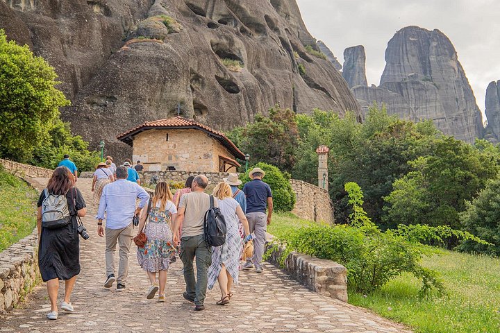 Day trip to Meteora monasteries from Athens by bus, featuring stunning rock formations and ancient religious sites, photo 25 | wizardtrip