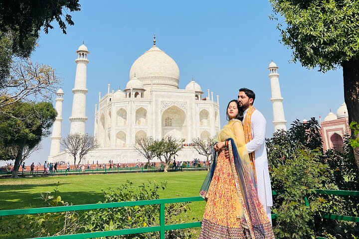 Day trip to Taj Mahal from Delhi by train, including Agra Fort and Gatimaan Express, photo 1 | wizardtrip