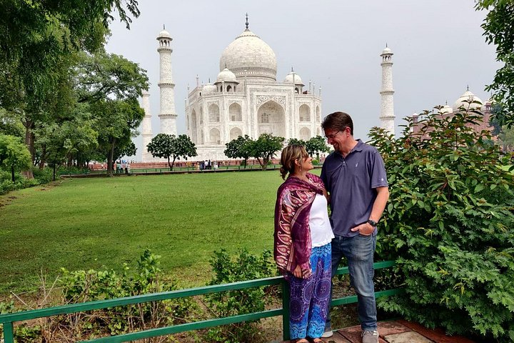 Dagtocht naar Taj Mahal vanuit Delhi per trein, inclusief Agra Fort en Gatimaan Express, foto 8 | wizardtrip