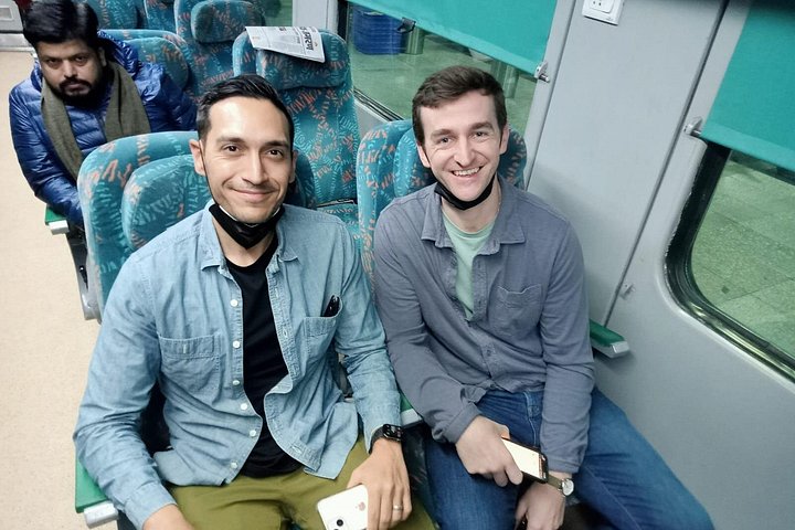 Dagtocht naar Taj Mahal vanuit Delhi per trein, inclusief Agra Fort en Gatimaan Express, foto 9 | wizardtrip