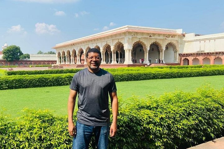 Dagtocht naar Taj Mahal vanuit Delhi per trein, inclusief Agra Fort en Gatimaan Express, foto 16 | wizardtrip