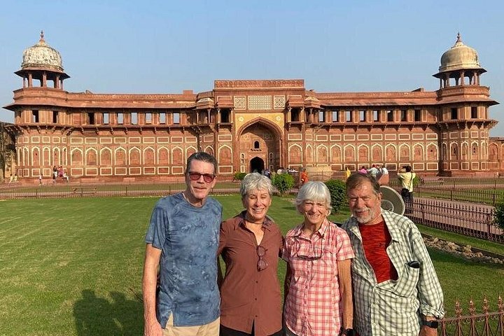 Dagtocht naar Taj Mahal vanuit Delhi per trein, inclusief Agra Fort en Gatimaan Express, foto 23 | wizardtrip