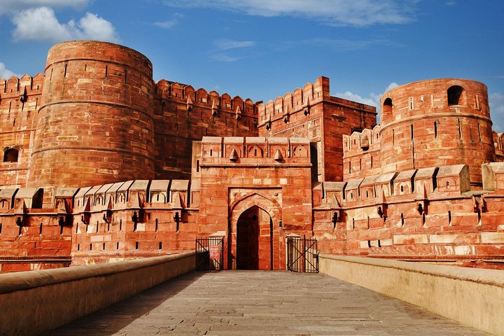 Dagtocht naar Taj Mahal vanuit Delhi per trein, inclusief Agra Fort en Gatimaan Express, foto 27 | wizardtrip