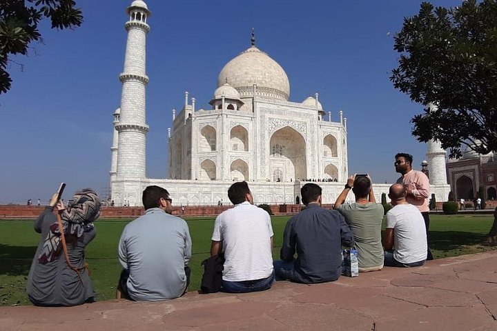 Heldagstur til Taj Mahal og Agra Fort fra Delhi, der viser mogularkitektur og historie, foto 6 | wizardtrip