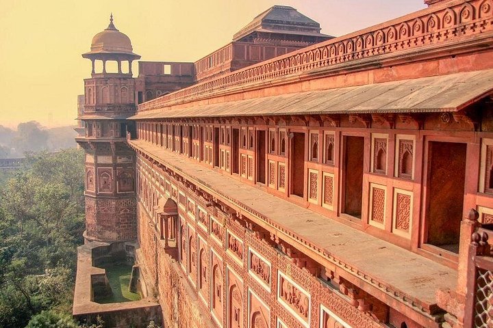 Heldagstur til Taj Mahal og Agra Fort fra Delhi, der viser mogularkitektur og historie, foto 14 | wizardtrip