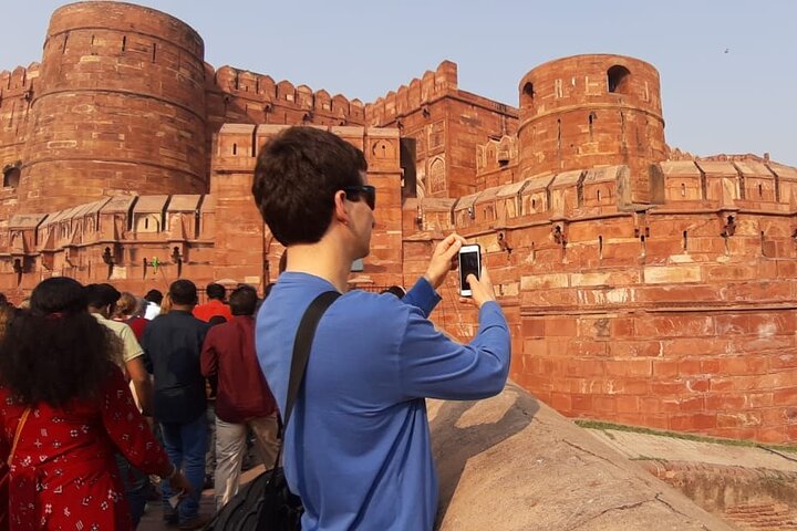 Heldagstur til Taj Mahal og Agra Fort fra Delhi, der viser mogularkitektur og historie, foto 21 | wizardtrip
