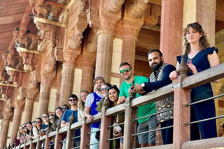 A private day tour to Jaipur from Delhi, showcasing Amber Fort, Hawa Mahal, and City Palace, photo 9 | wizardtrip