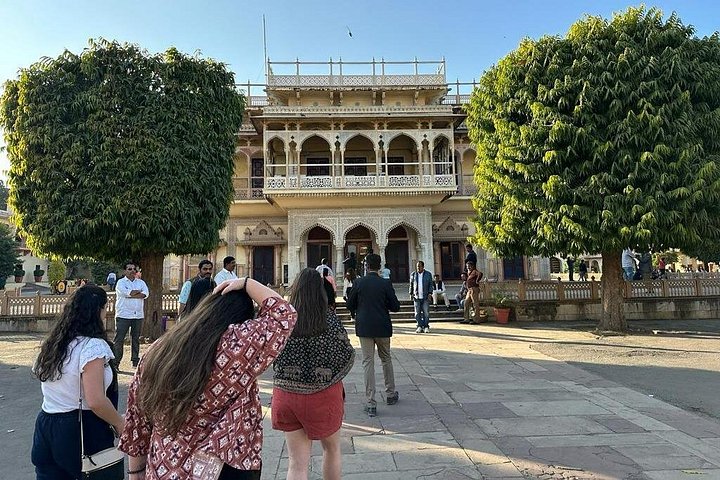 A private day tour to Jaipur from Delhi, showcasing Amber Fort, Hawa Mahal, and City Palace, photo 19 | wizardtrip