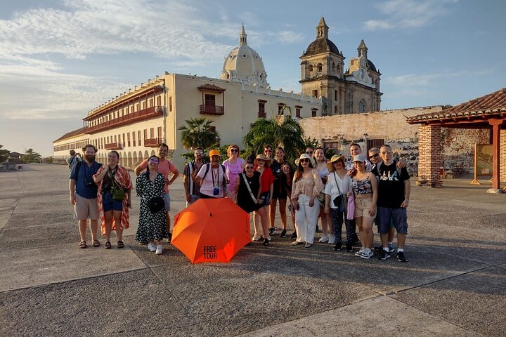 Visite Partagée du Centre Historique et de Getsemaní à Carthagène | wizardtrip