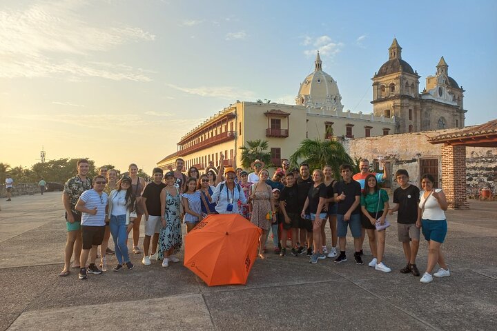 Utforska Cartagenas historiska muromgärdade stad och livliga Getsemaní-kvarter på en guidad vandringstur, foto 10 | wizardtrip