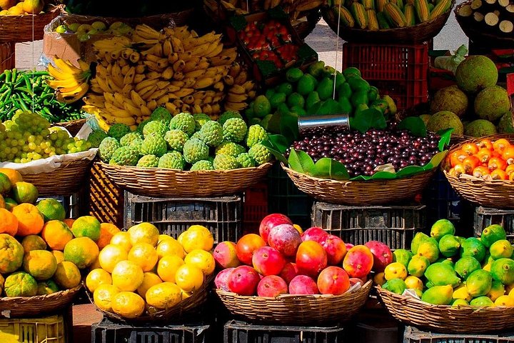 Explora la Ciudad Amurallada de Cartagena en un tour de comida callejera, degustando delicias locales y café, foto 15 | wizardtrip