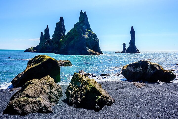Utforska Islands sydkusts vattenfall, svarta sandstränder och glaciärer på en guidad dagsutflykt från Reykjavik, foto 11 | wizardtrip