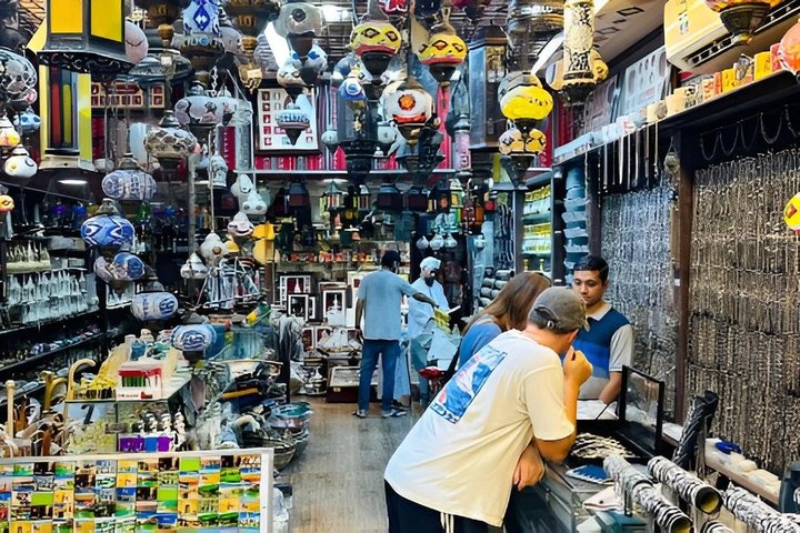 Tour privado de medio día por los lugares emblemáticos de Mascate, incluida la Gran Mezquita, la Ópera Real y el zoco de Muttrah, foto 41 | wizardtrip