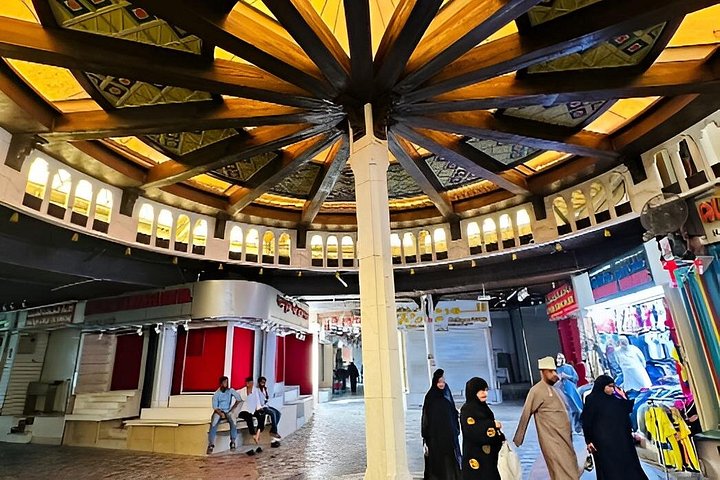 Tour privado de medio día por los lugares emblemáticos de Mascate, incluida la Gran Mezquita, la Ópera Real y el zoco de Muttrah, foto 42 | wizardtrip
