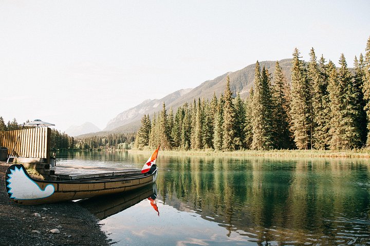 Nyd en naturskøn stor kanotur på Bow River i Banff National Park, Canada, foto 15 | wizardtrip