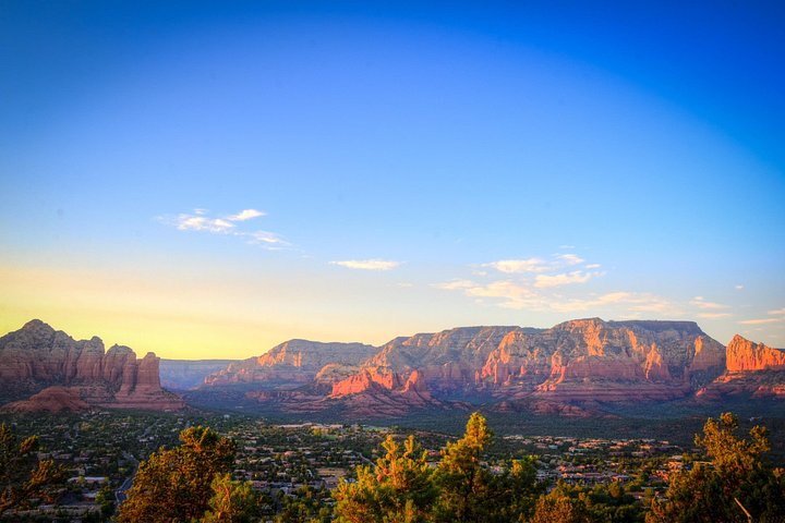 Passeio de vórtice em Sedona explorando locais espirituais e geológicos numa carrinha, foto 13 | wizardtrip