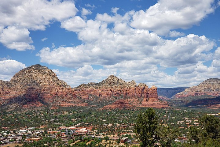 Passeio de vórtice em Sedona explorando locais espirituais e geológicos numa carrinha, foto 24 | wizardtrip