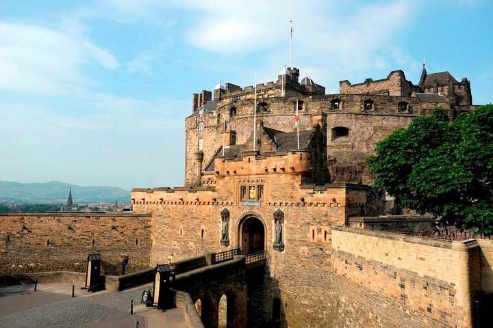 Royal Mile et Château d'Édimbourg - Visite à pied en petit groupe | wizardtrip