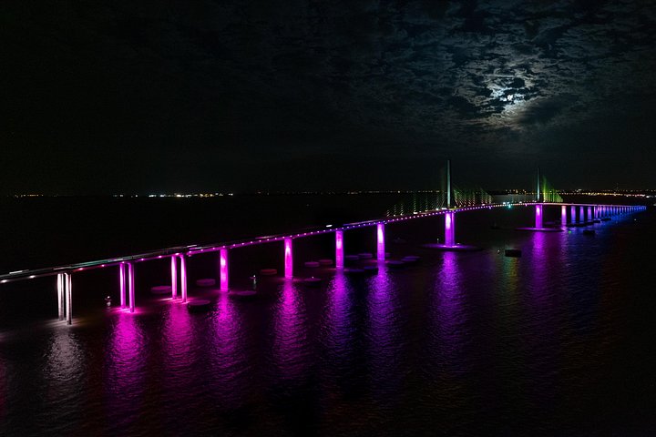 St. Pete solnedgang og Skyway Light Show - 3 timers bådtur | wizardtrip