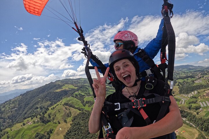 Vol en parapente à Medellín | wizardtrip