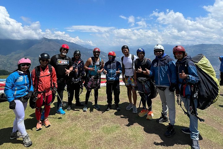 Opplev spenningen ved paragliding over Medellín, Colombia, med fantastisk utsikt, foto 6 | wizardtrip