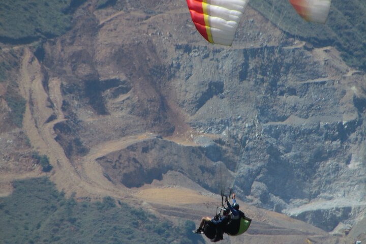Opplev spenningen ved paragliding over Medellín, Colombia, med fantastisk utsikt, foto 15 | wizardtrip