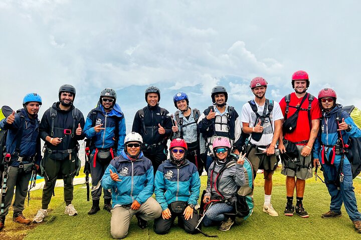 Opplev spenningen ved paragliding over Medellín, Colombia, med fantastisk utsikt, foto 16 | wizardtrip