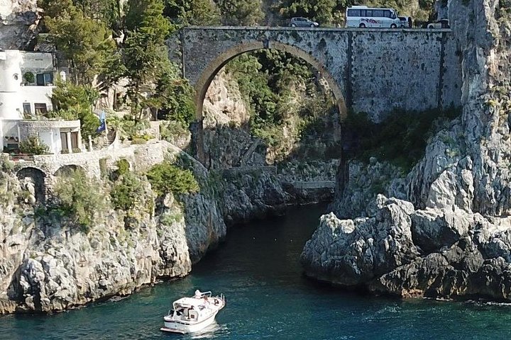 Privat bådtur langs den fantastiske Amalfikyst, Italien, med stop i Positano og Amalfi, foto 13 | wizardtrip