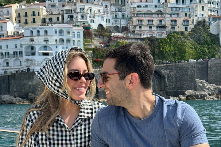 Privat bådtur langs den fantastiske Amalfikyst, Italien, med stop i Positano og Amalfi, foto 14 | wizardtrip