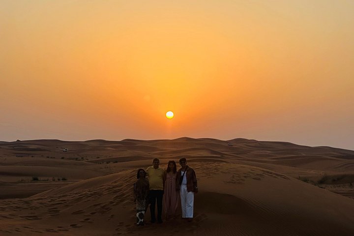 Vivez un safari exaltant dans le désert de Dubaï avec dune bashing, sandboard et spectacles, photo 31 | wizardtrip