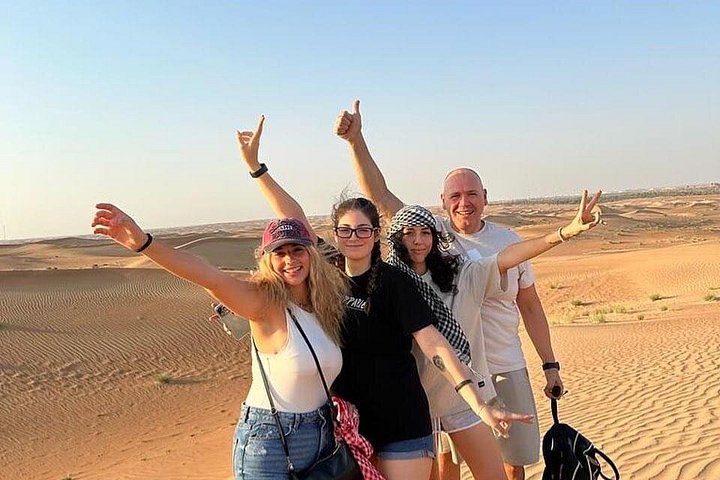 Vivez un safari exaltant dans le désert de Dubaï avec dune bashing, sandboard et spectacles, photo 41 | wizardtrip