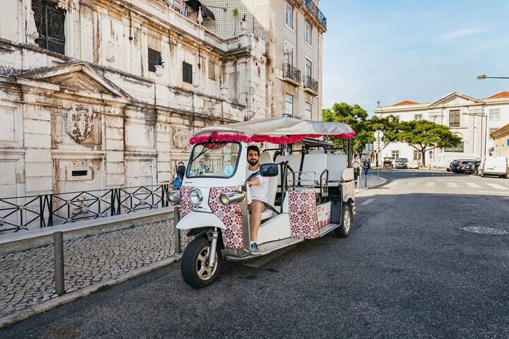 Private Tuk Tuk tour exploring historic Lisbon neighborhoods and landmarks, photo 10 | wizardtrip