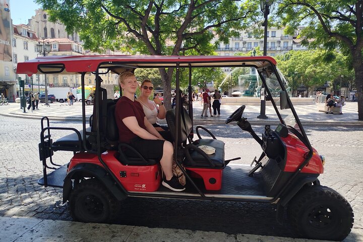 Private Tuk Tuk tour exploring historic Lisbon neighborhoods and landmarks, photo 16 | wizardtrip