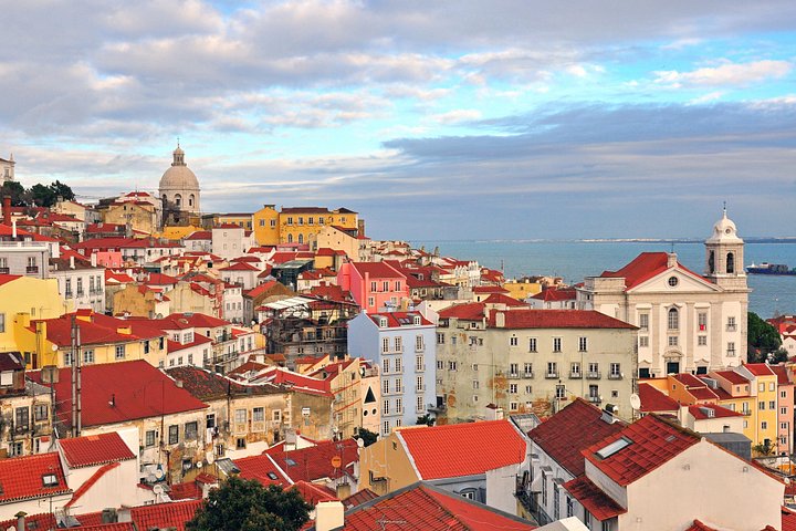 Private Tuk Tuk tour exploring historic Lisbon neighborhoods and landmarks, photo 21 | wizardtrip