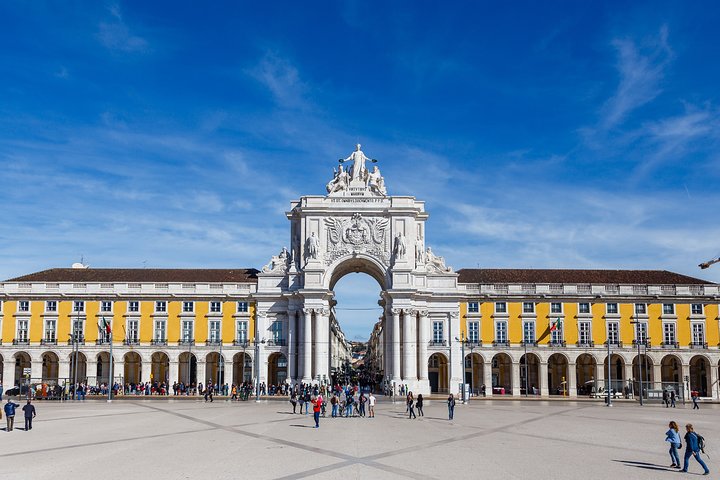 Private Tuk Tuk tour exploring historic Lisbon neighborhoods and landmarks, photo 26 | wizardtrip